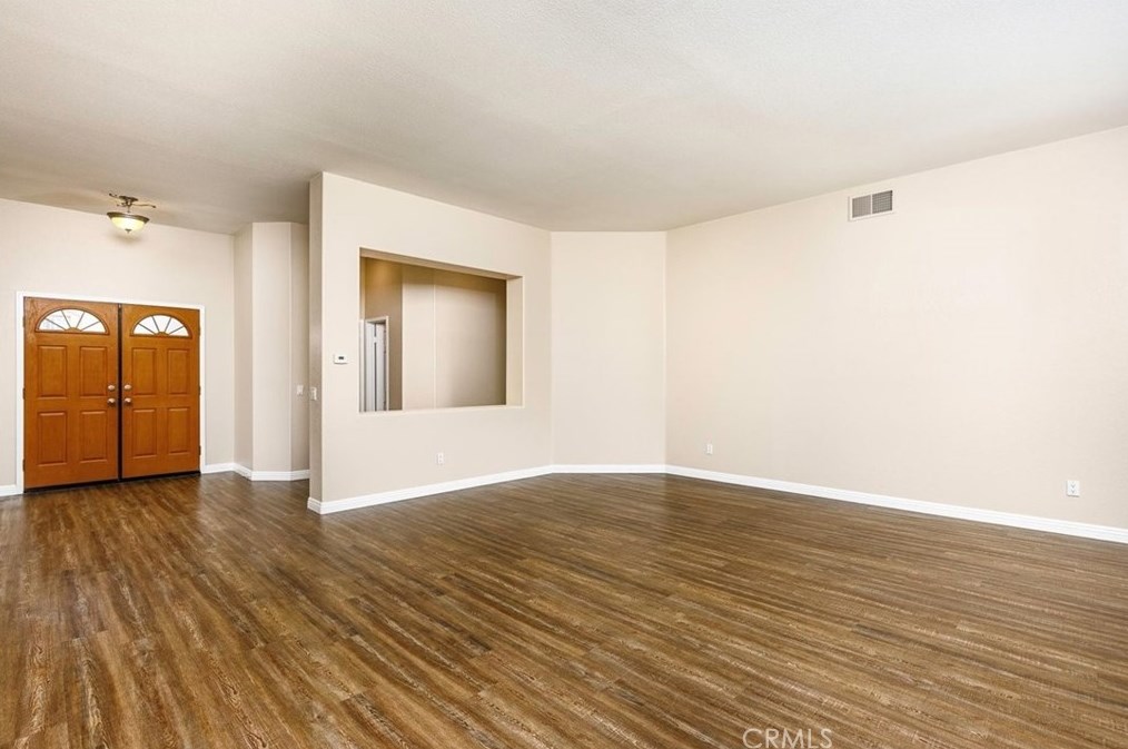 42819 Woody Knoll Rd, Murrieta, CA 92562