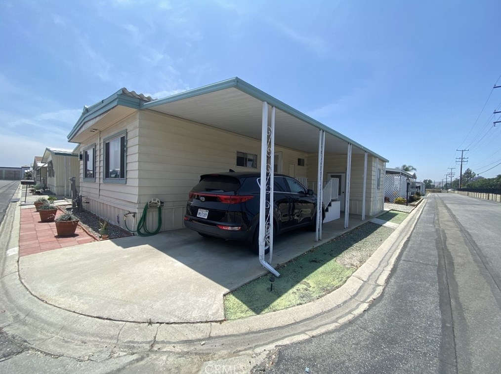 1895 W Devonshire #105, Hemet, CA 92545