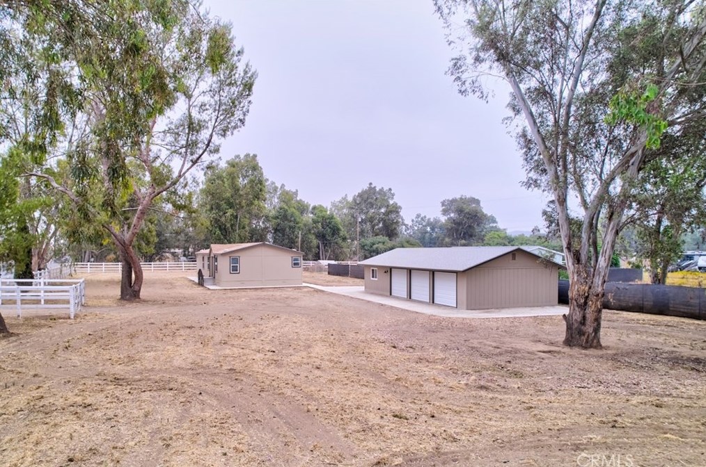 31093 Simpson Rd, Winchester, CA 92596-9666