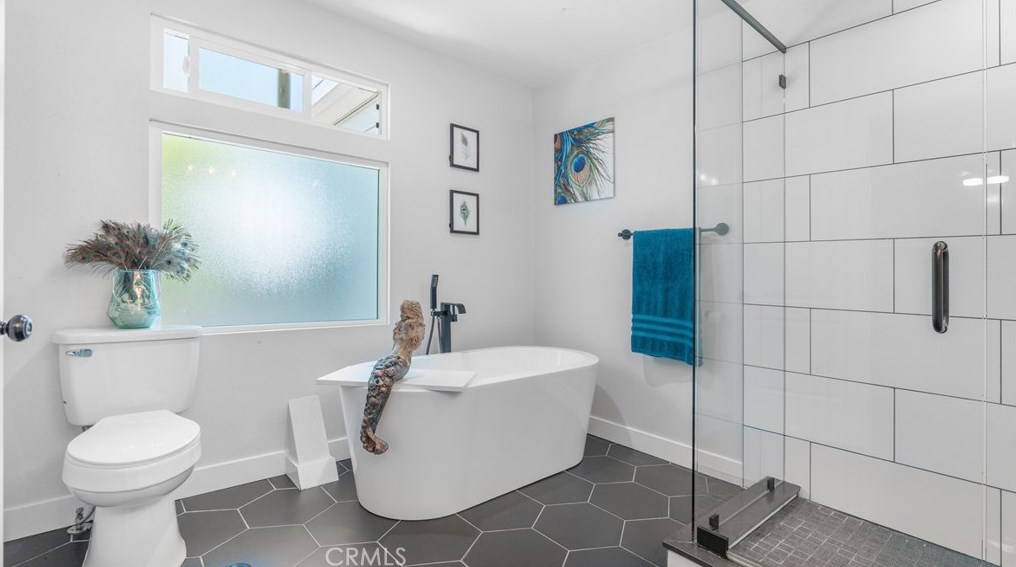 38080 Calle Clavel, Murrieta CA  92563-5643 exterior