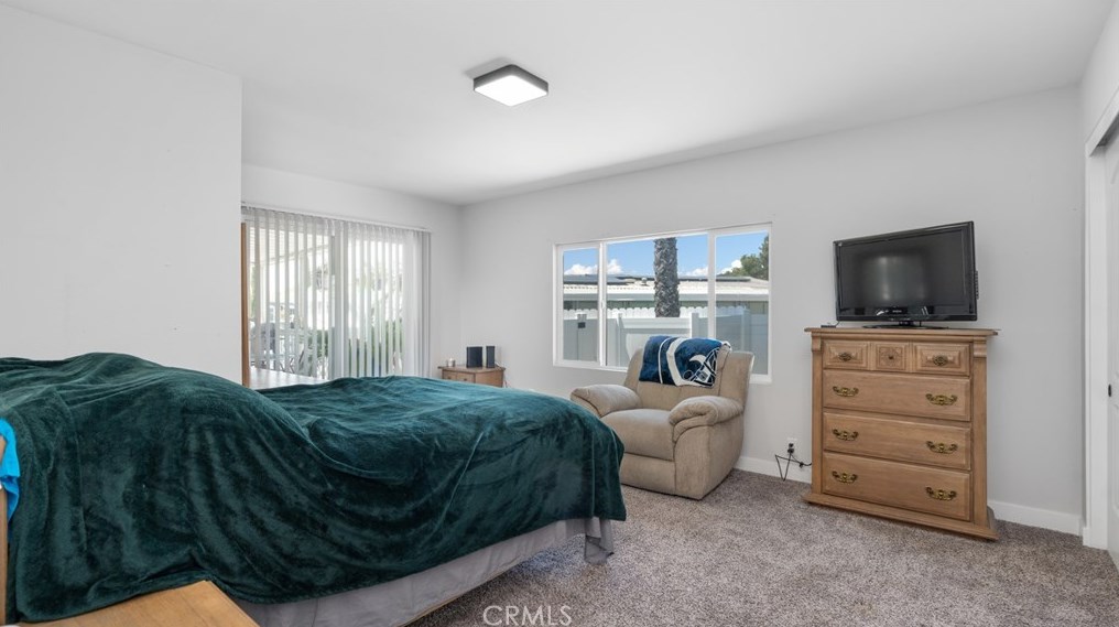 38080 Calle Clavel, Murrieta CA  92563-5643 exterior