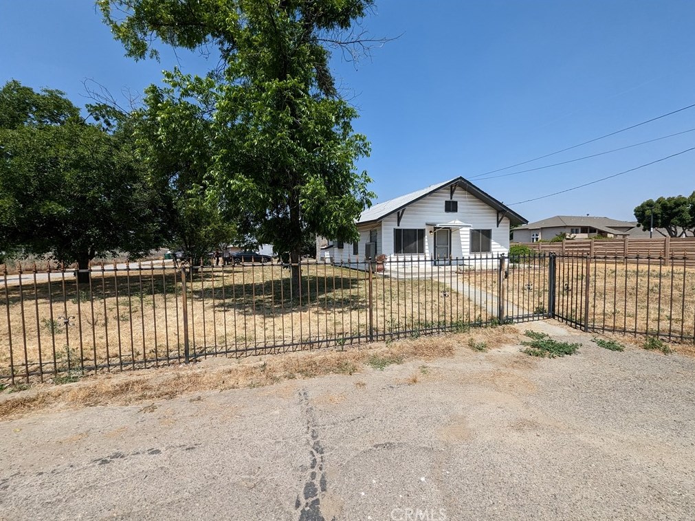 26865 Columbia St, Hemet, CA 92544-7430