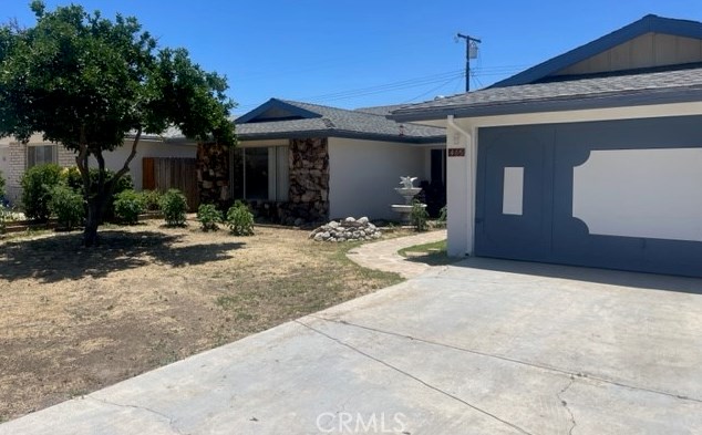 465 Walnut St, Hemet, CA 92543-5820
