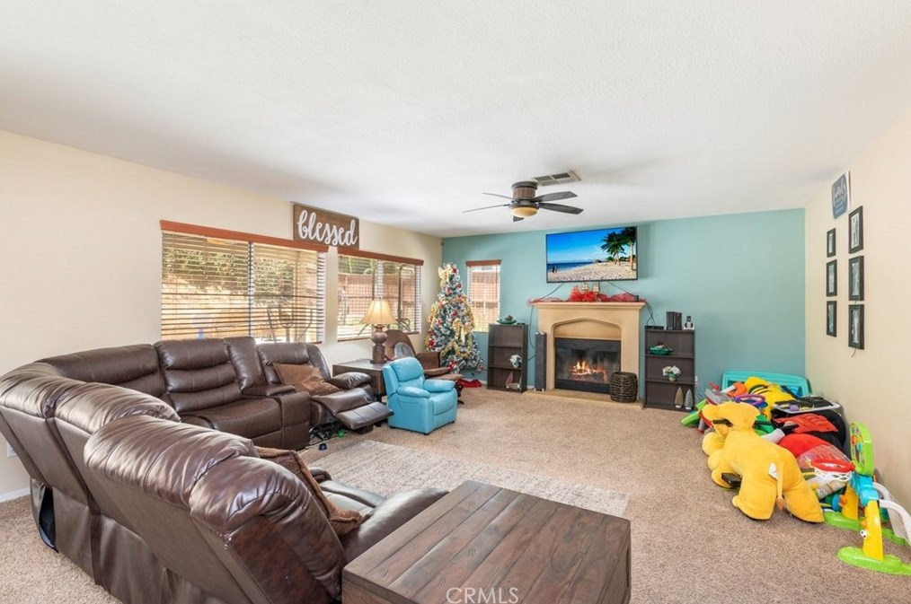 35689 Yellowstone St, Winchester CA  92596-8767 exterior