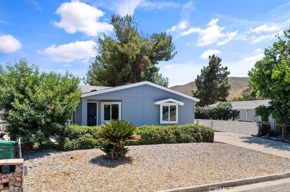 34821 Donald St, Hemet, CA 92545-3418