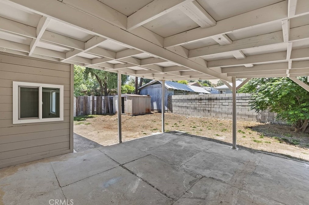 77 Pendleton Rd, Banning CA  92220-2026 exterior