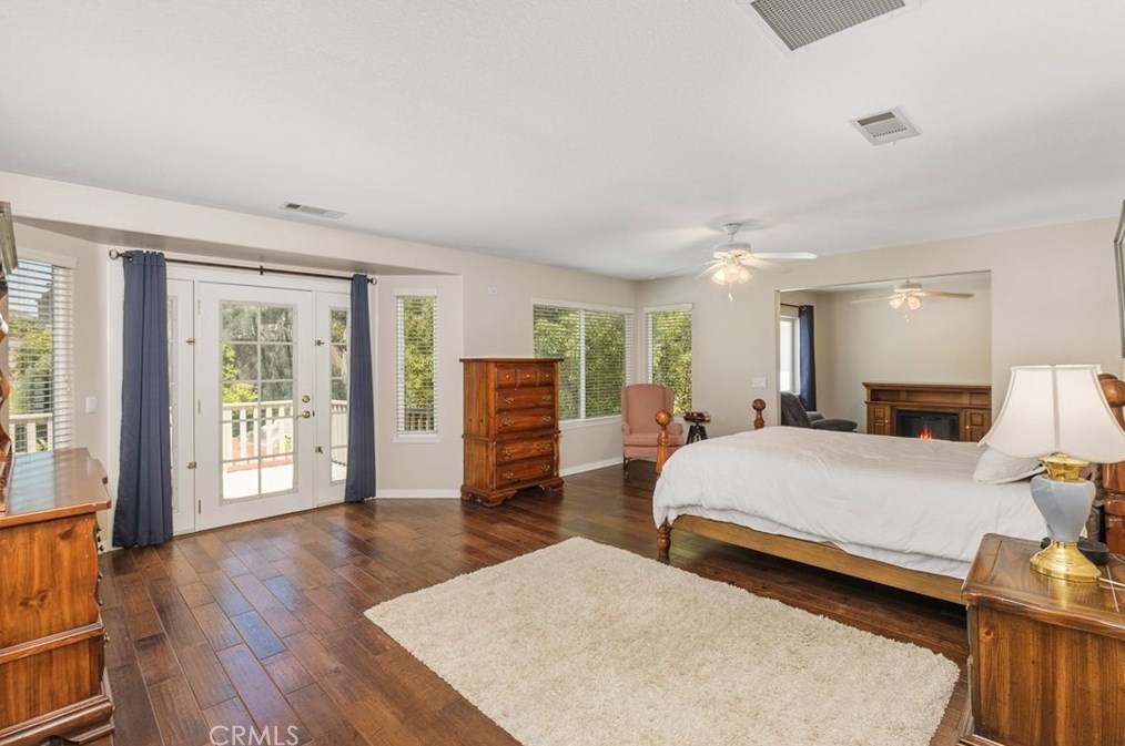 23470 Sycamore Crk Ave, Murrieta CA 92562-6303 exterior