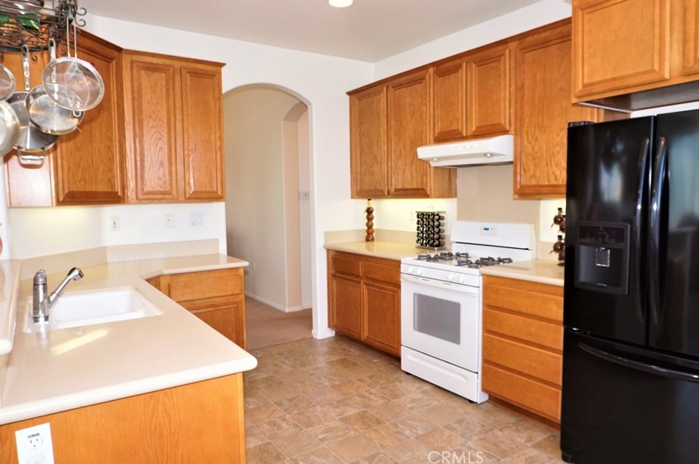 30247 Fetzer Cir, Murrieta, CA 92563-6895