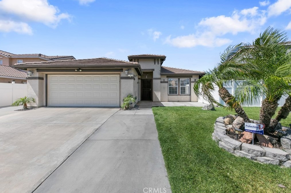 3850 Anchorage St, Hemet, CA 92545-2331