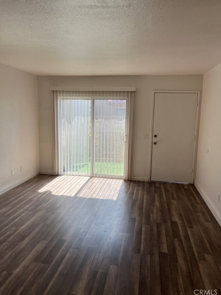2441 Acacia Ave, Hemet, CA 92545-4804
