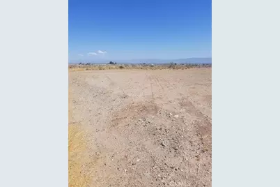 2468 Cedar Avenue, Salton City, CA 92274 - Photo 2
