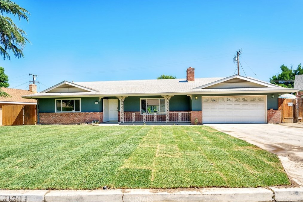 41204 Greenwood Dr, Hemet, CA 92544-7406