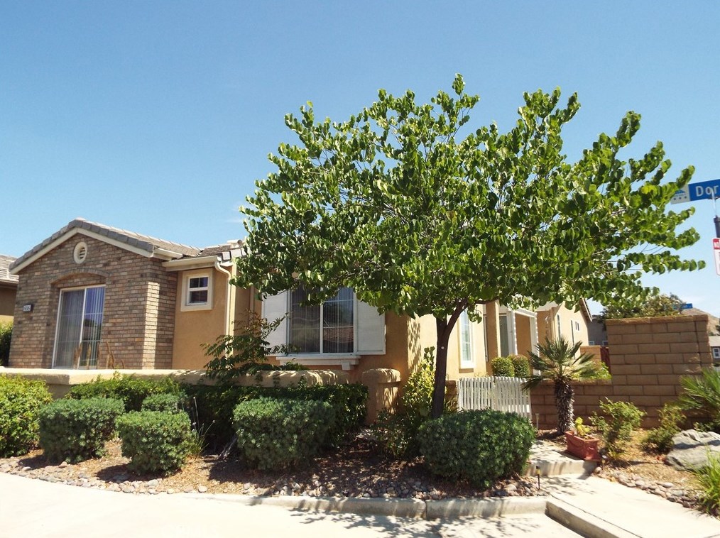 8116 Doral Ln, Hemet, CA 92545-3440