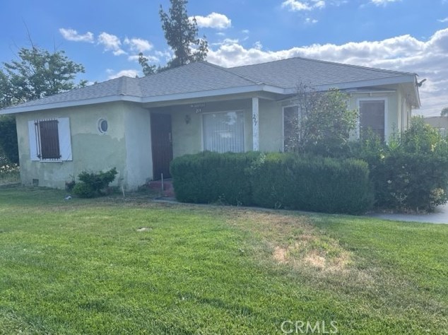 217 Palm Ave, Hemet, CA 92543-4039