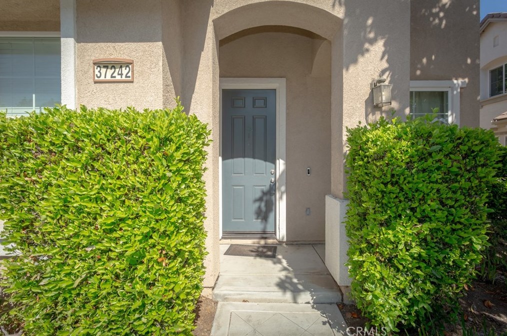 37242 Tucana Pl, Murrieta, CA 92563-2834