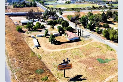 25189 Monroe Avenue, Murrieta, CA 92562 - Photo 24