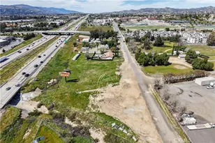 25189 Monroe Ave, Murrieta, CA 92562 - Photo 2