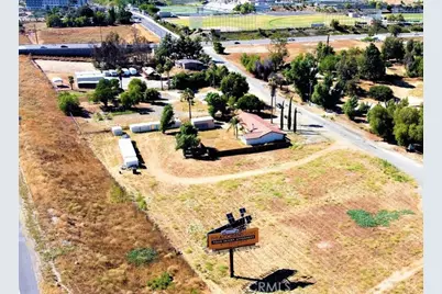 25189 Monroe Avenue, Murrieta, CA 92562 - Photo 4