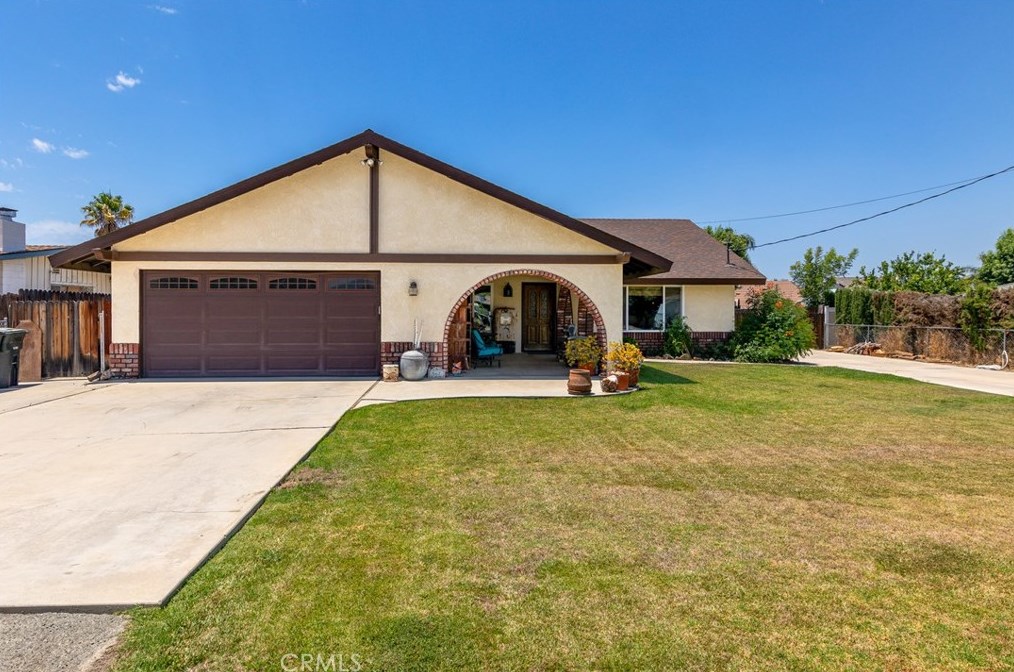 567 Soboba St, Hemet, CA 92544-3321