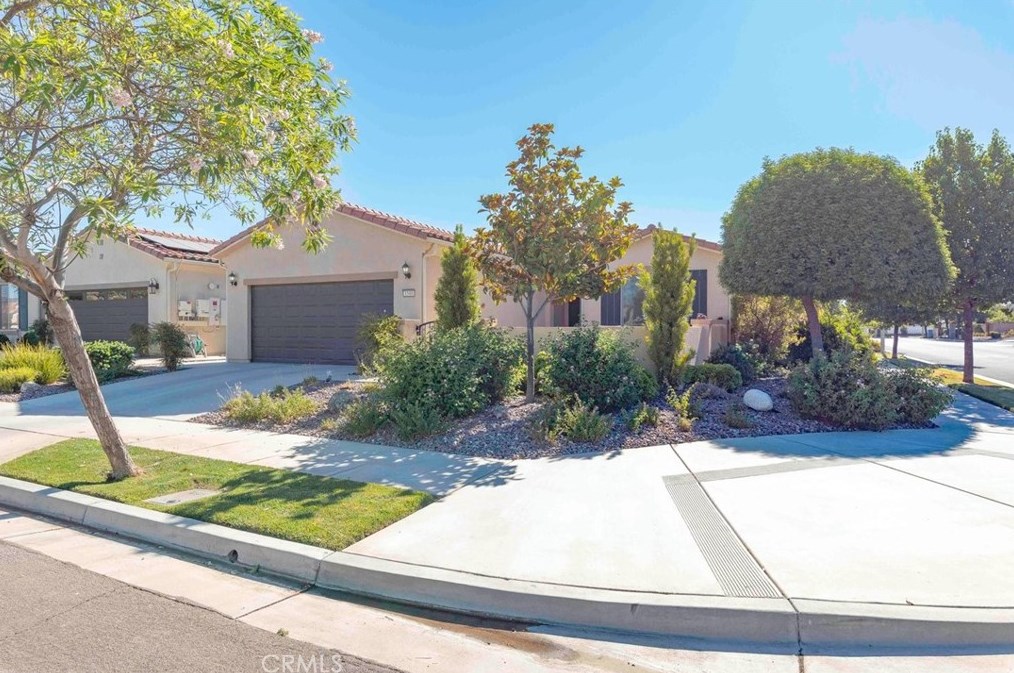 1548 Camino Hidalgo, Hemet, CA 92545-5450