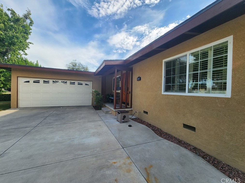 2949 Grayburn St, Pomona, CA 91767-1821