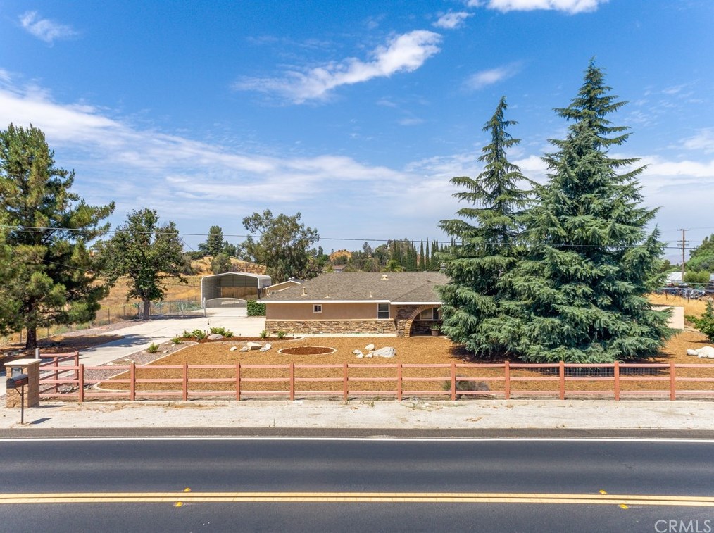 26795 Soboba St, Hemet, CA 92544-7609