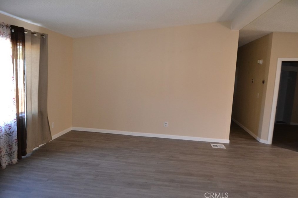 32044 Mtn, Homeland CA  92548 exterior