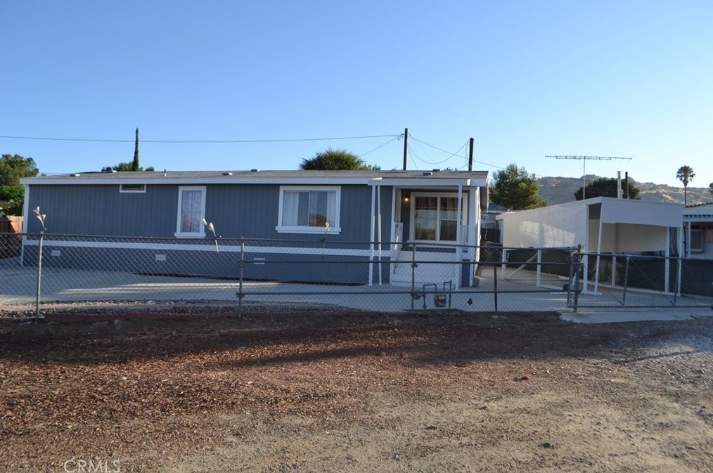 32044 Mountain Rd, Homeland, CA 92548-9761