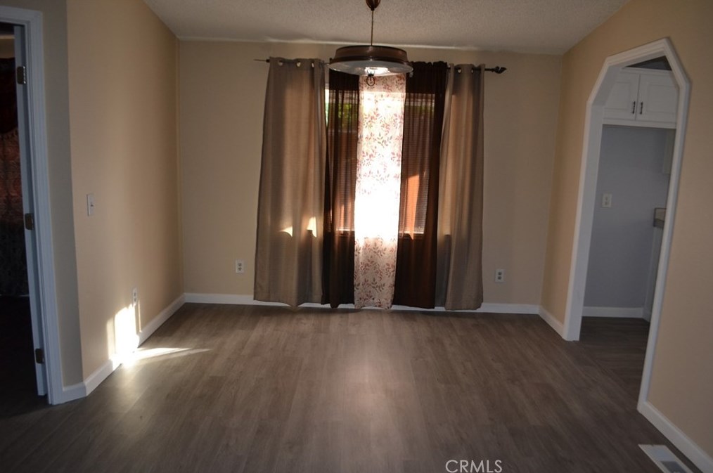 32044 Mtn, Homeland CA  92548 exterior