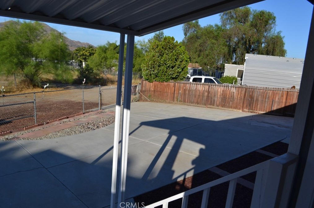 32044 Mtn, Homeland CA  92548 exterior