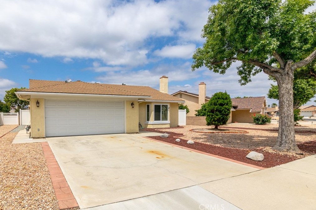 2210 El Rancho Cir, Hemet, CA 92545-1607