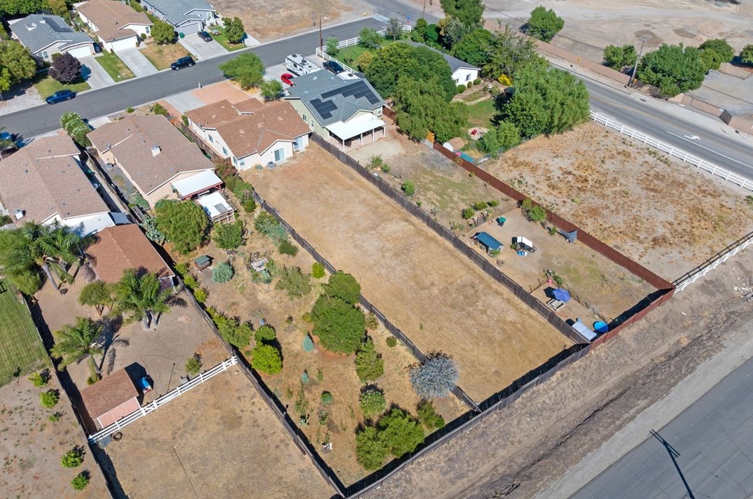 24979 3rd Ave, Murrieta, CA 92562-6223