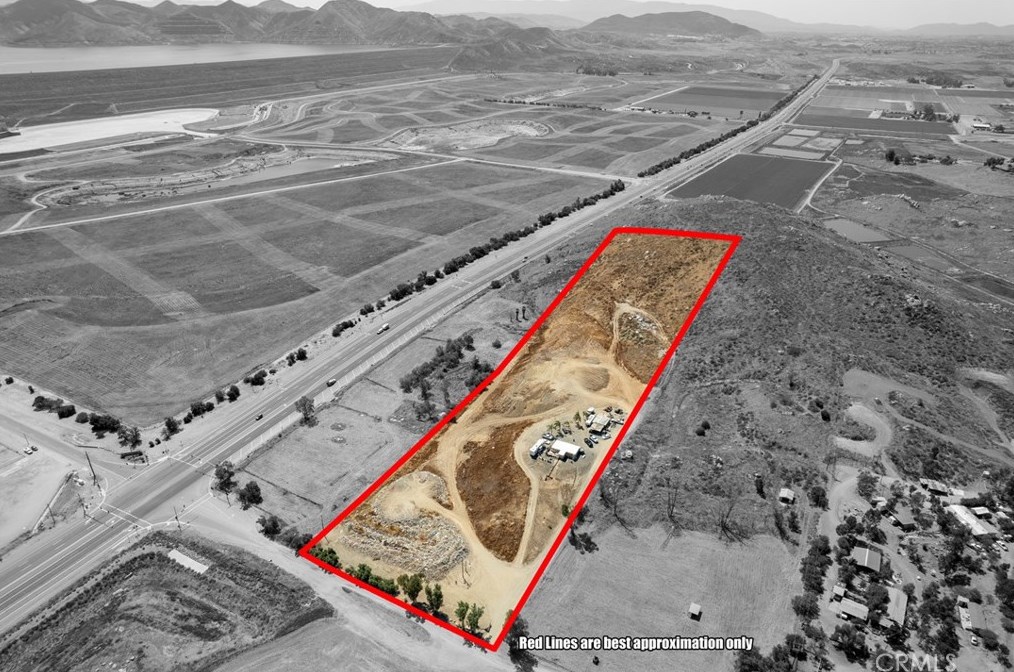 32901 Newport Rd, Hemet, CA