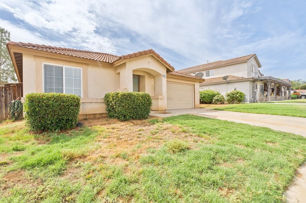 15214 Adobe Way, Moreno Valley, CA 92555-5810