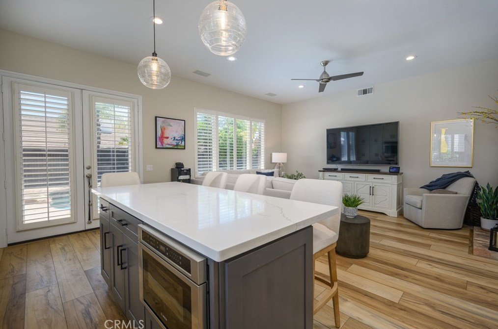 40222 Patchwork Ln, Murrieta CA  92562-4783 exterior