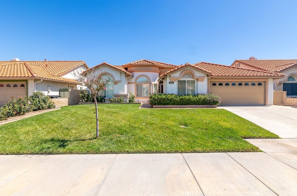 1846 Seven Hills Dr, Hemet, CA 92545-8170