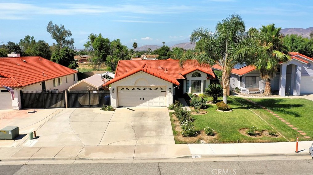2410 Foxmoor Ct, Hemet, CA 92545-1647
