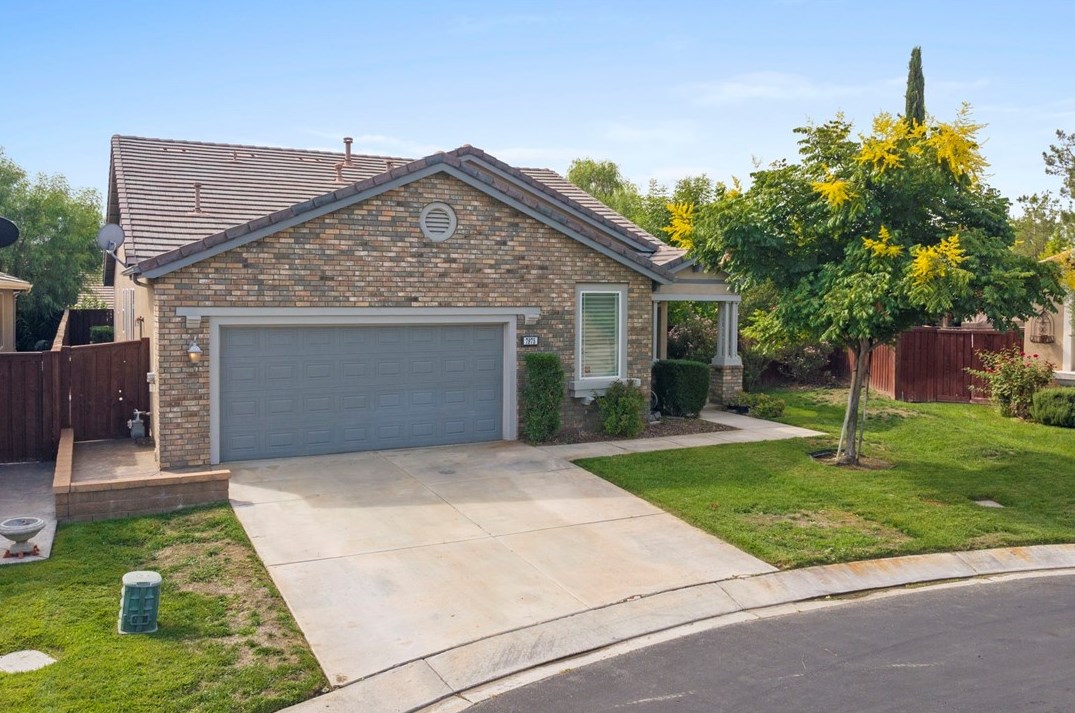 7975 Doyle Cir, Hemet, CA 92545-8844