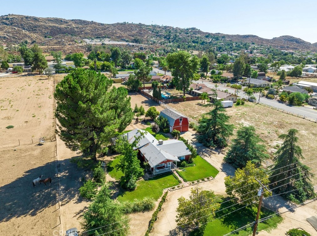 40779 Stetson Ave, Hemet CA  92544-7362 exterior