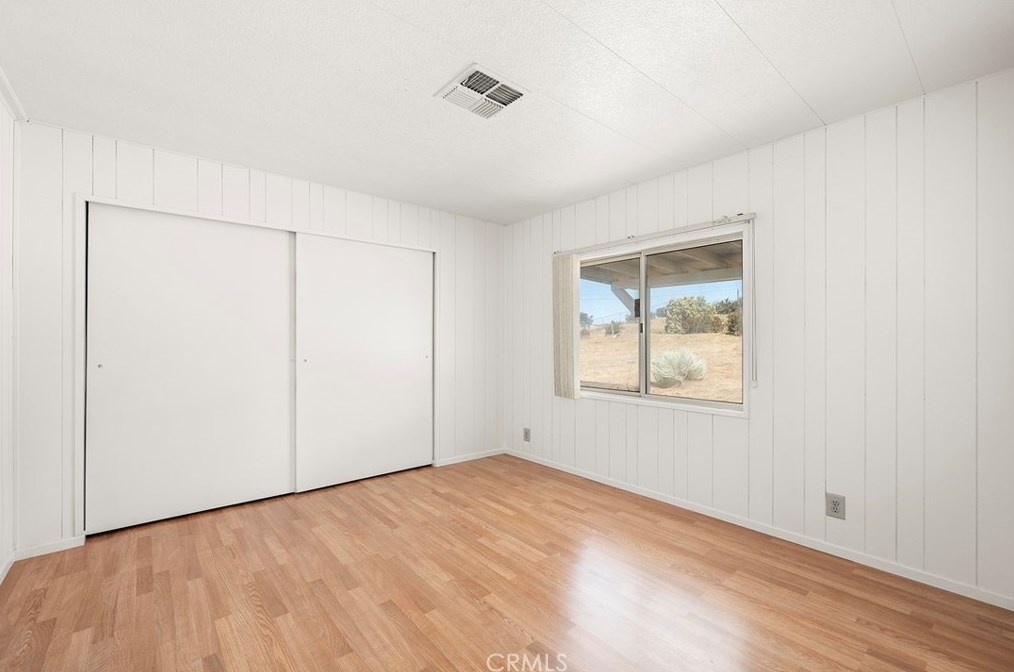 37202 Polliwog Rd, Anza CA  92539-8880 exterior