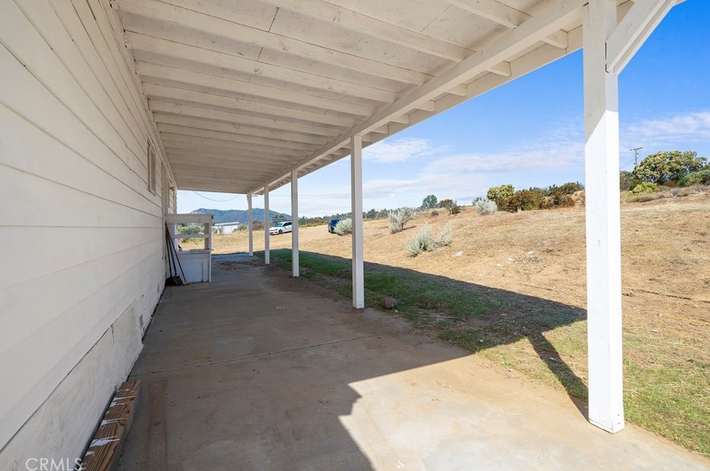 37202 Polliwog Rd, Anza CA  92539-8880 exterior