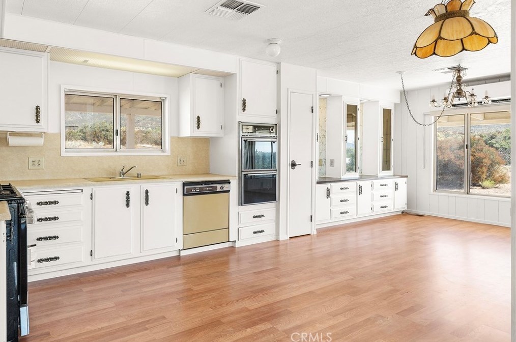 37202 Polliwog Rd, Anza CA  92539-8880 exterior