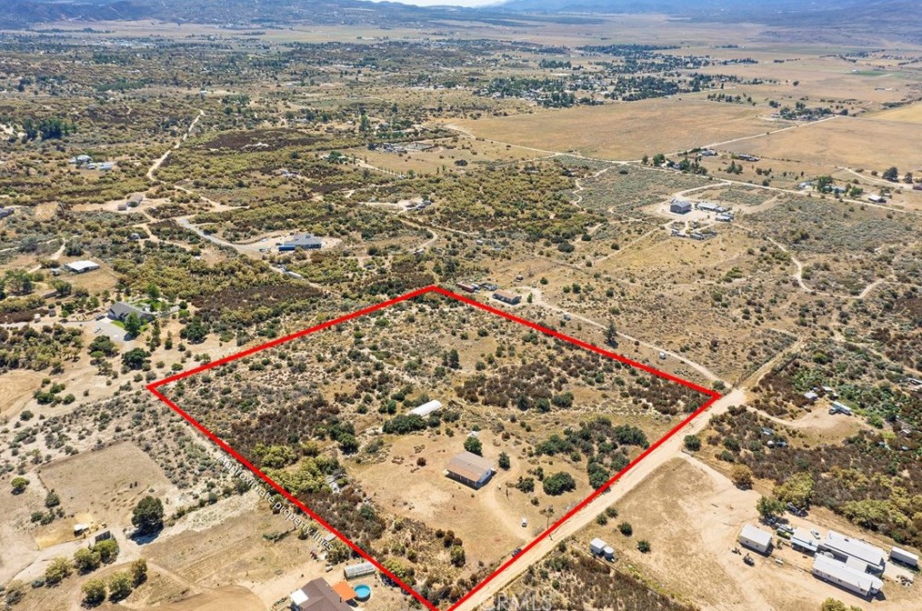 37202 Polliwog Rd, Anza CA  92539-8880 exterior