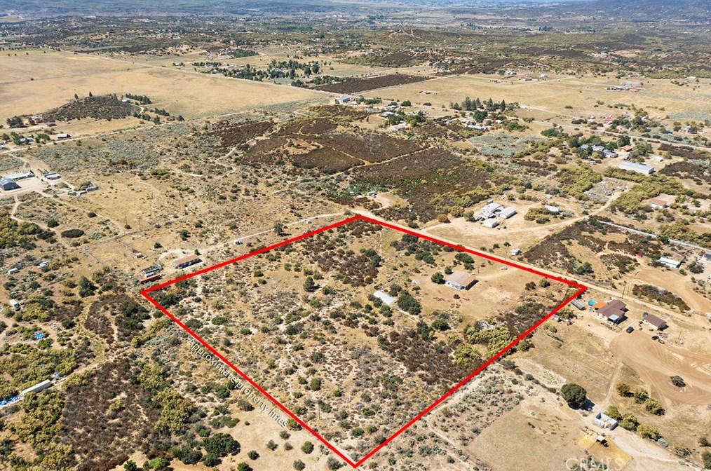 37202 Polliwog Rd, Anza CA  92539-8880 exterior