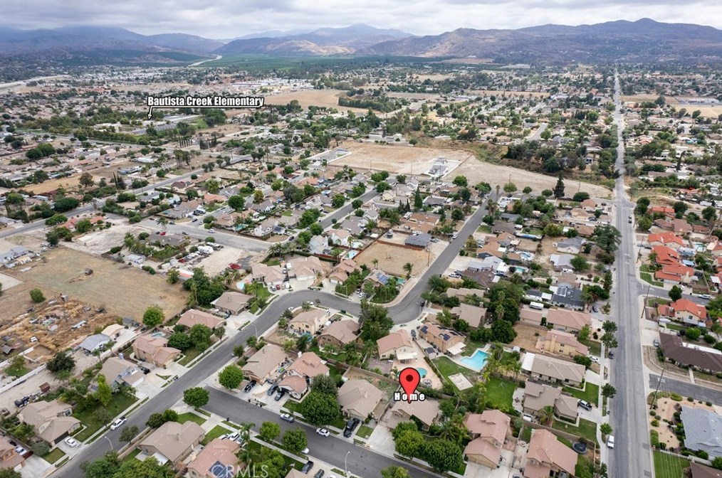 4573 Bridle Ln, Hemet, CA 92544-1838
