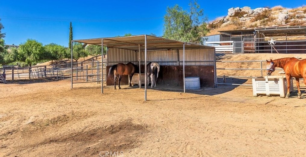 38430 Grn Mdw Rd, Temecula CA 92592-8444 exterior