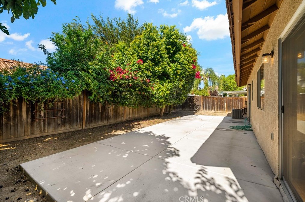 24451 Tuscola Cir, Murrieta CA 92562-4178 exterior