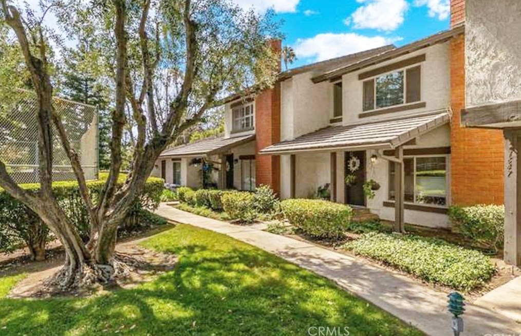 1785 Aspen Village Way, West Covina, CA 91791