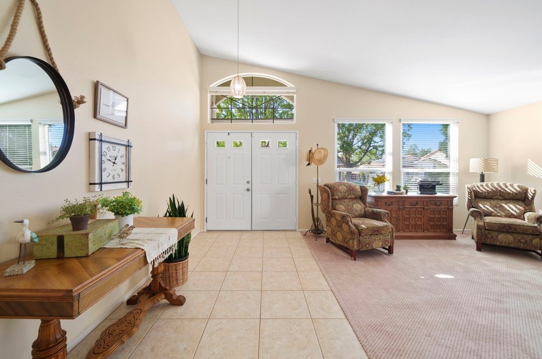 37206 Floral Creek Cir, Murrieta, CA 92562-3254