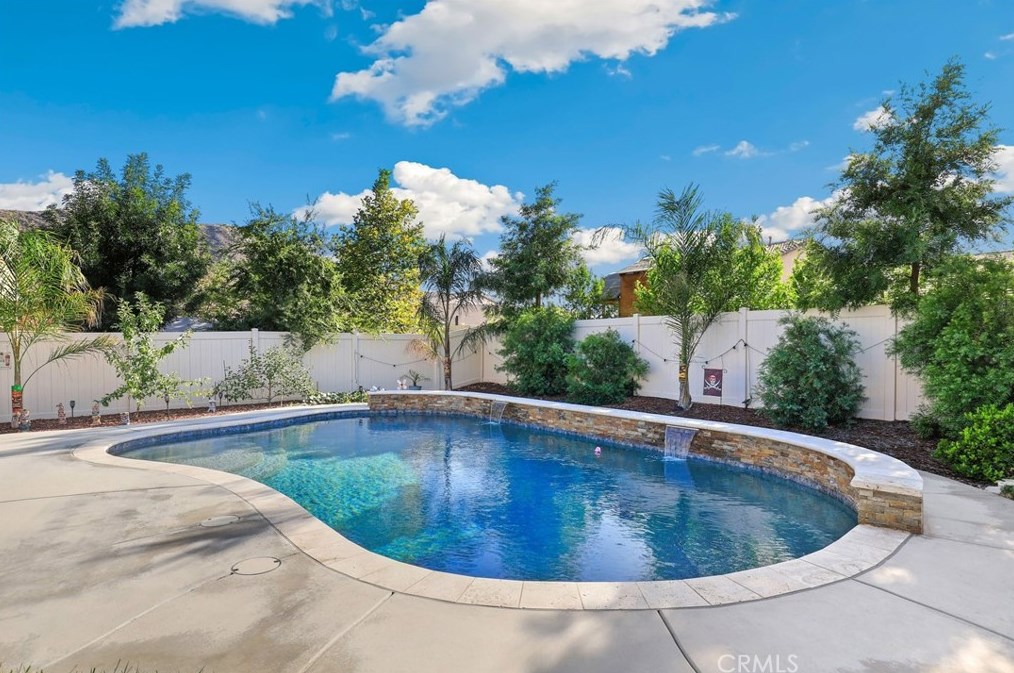 29371 Beeler Rd, Winchester, CA 92596